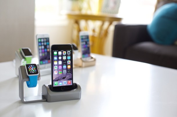 %name Meet Duet, the charging dock Apple Watch owners are going to love by Authcom, Nova Scotia\s Internet and Computing Solutions Provider in Kentville, Annapolis Valley