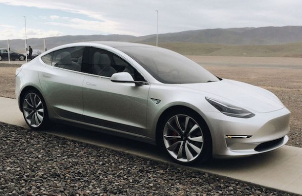%name Tesla: 373,000 customers waiting for the Model 3 by Authcom, Nova Scotia\s Internet and Computing Solutions Provider in Kentville, Annapolis Valley