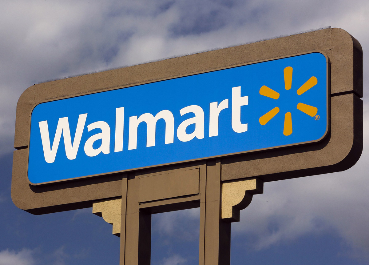 Top 10 Deals From Walmart S Big Dashing Through The Deals Sale Bgr
